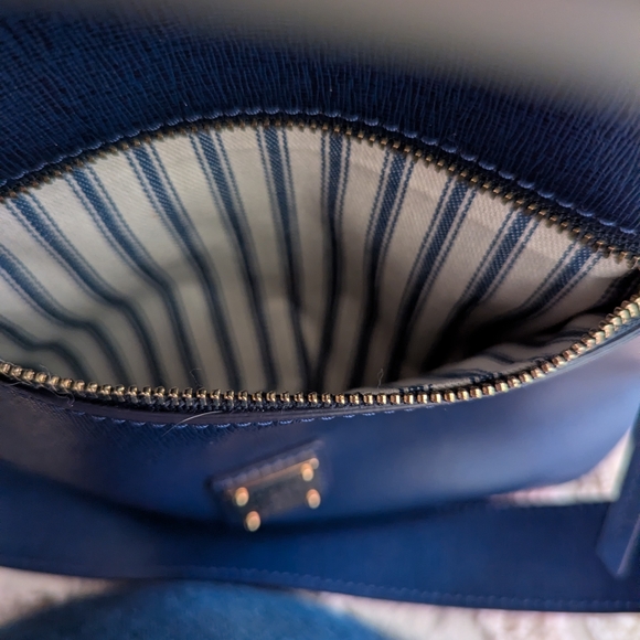Dooney & Bourke Navy Blue Bucket Bag - Picture 14 of 14